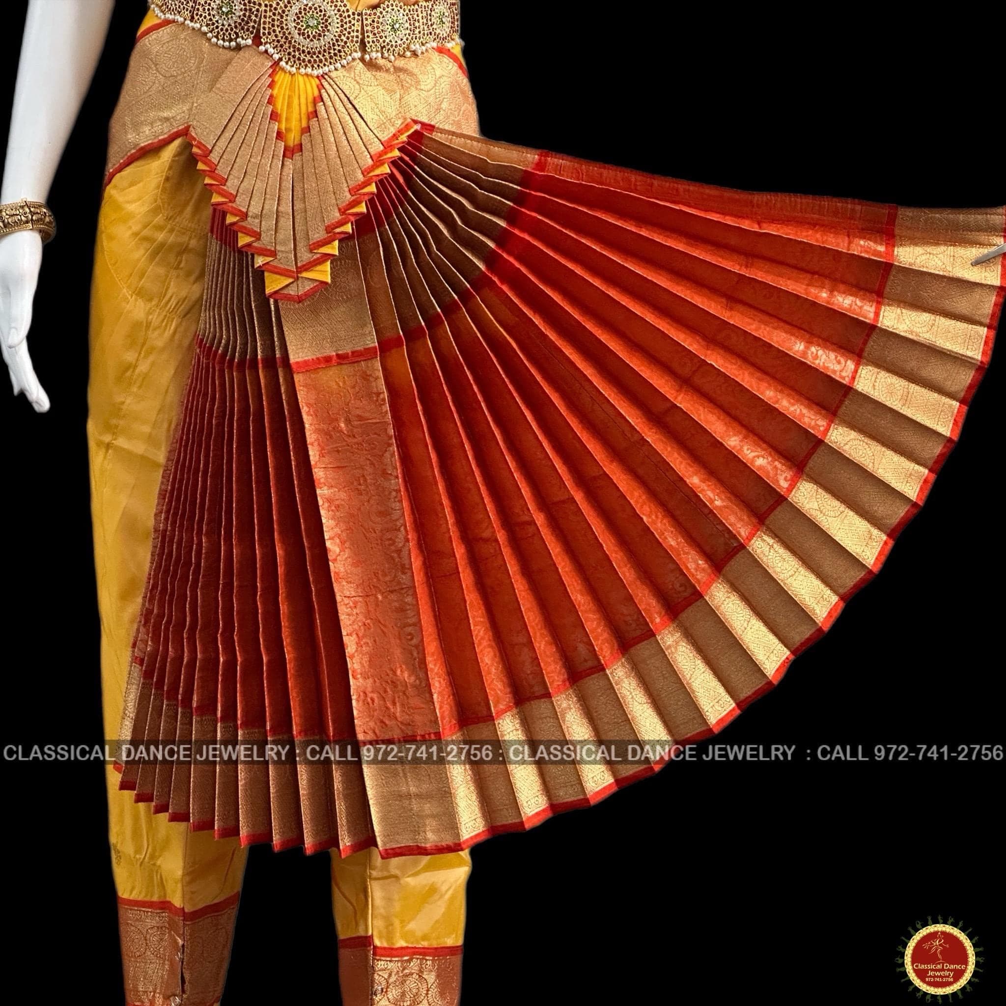 golden bharatanatyam dress Padmavati | Bharatanatyam | Dance Costumes