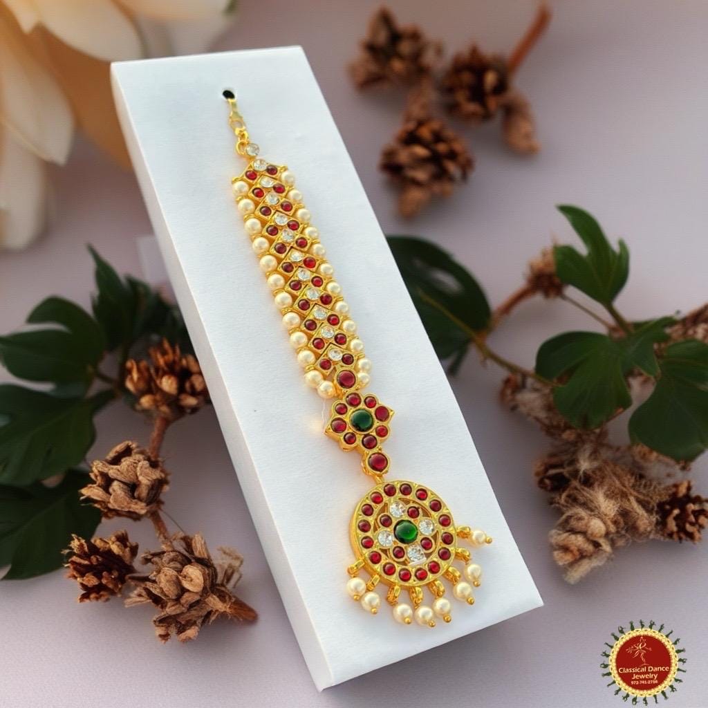 Classical Dance Jewelry Round Tikka Kemp White Stone Temple Pearls Indian Jewelry | Bharatnatyam, Kuchipudi, Engagement, Weddings | Classical Dance Jewelry
