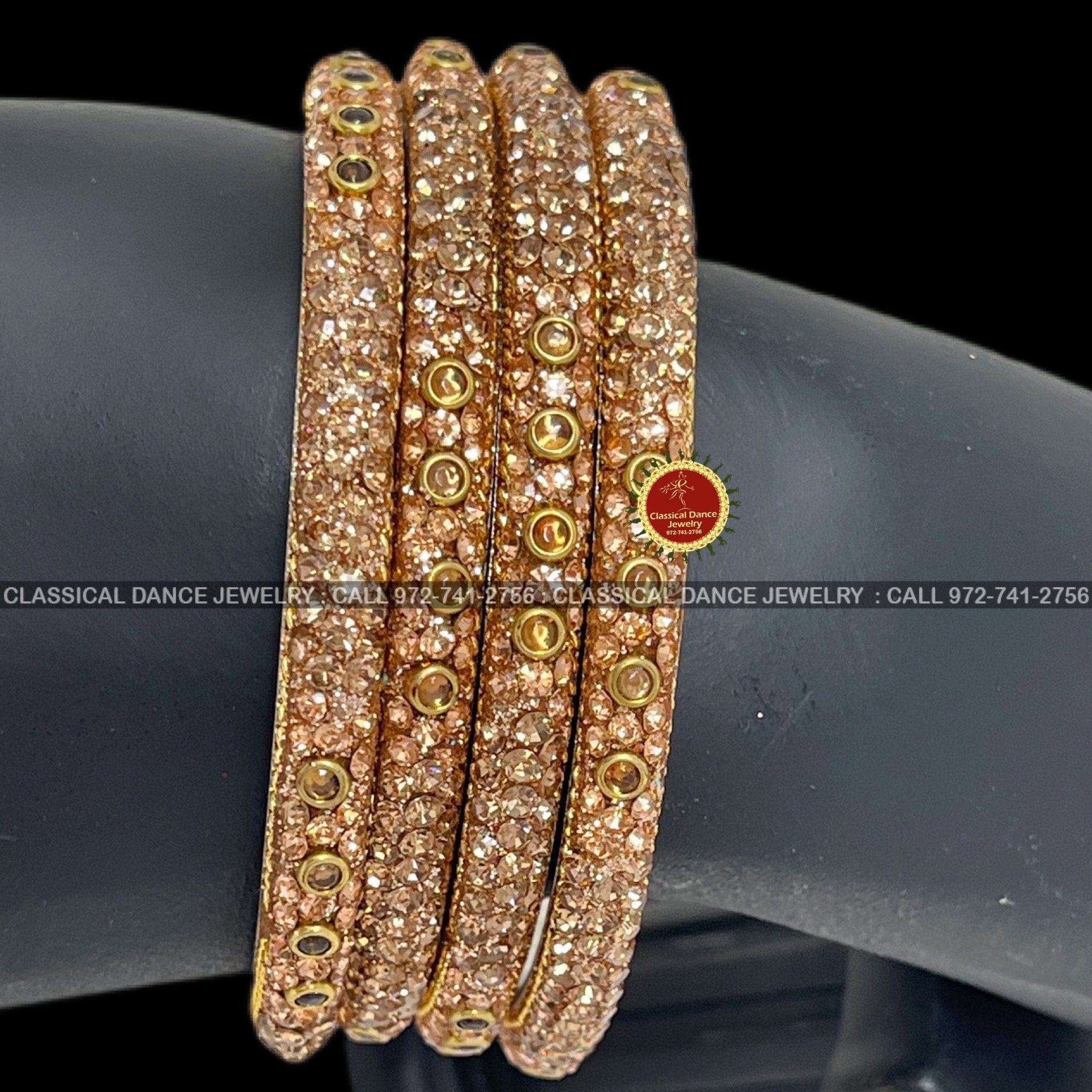 Buy 22Kt Gold Antique Nakshi Broad Bridal Bangles 125VG2003 Online from  Vaibhav Jewellers